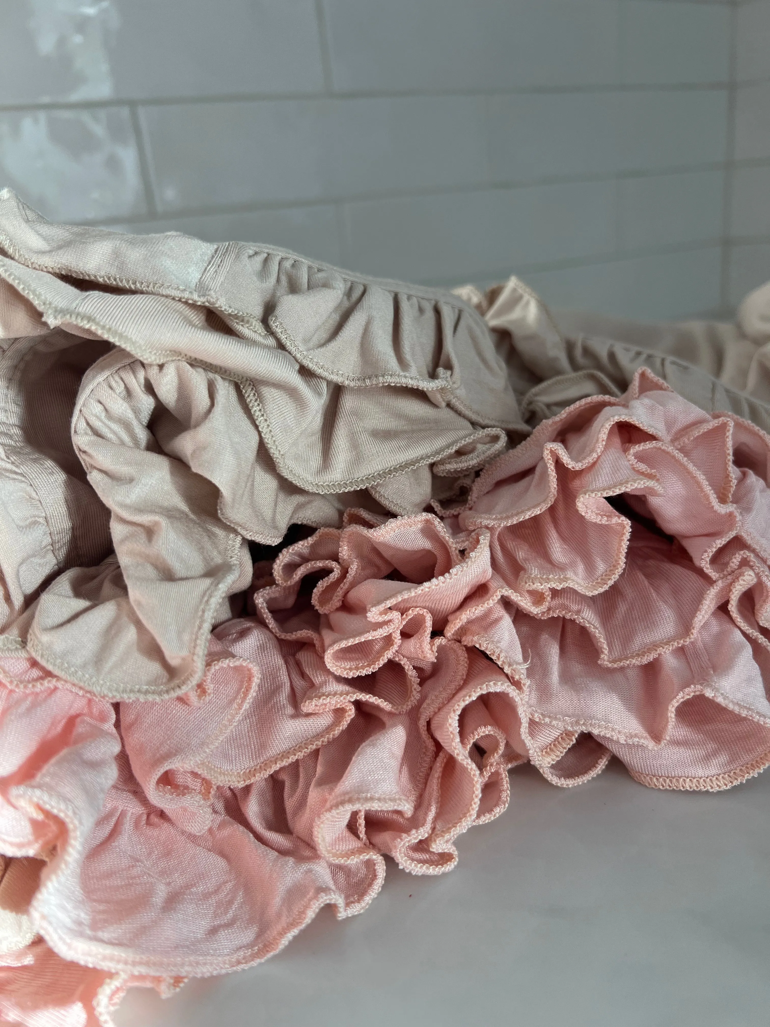 barely pink / adult ruffle