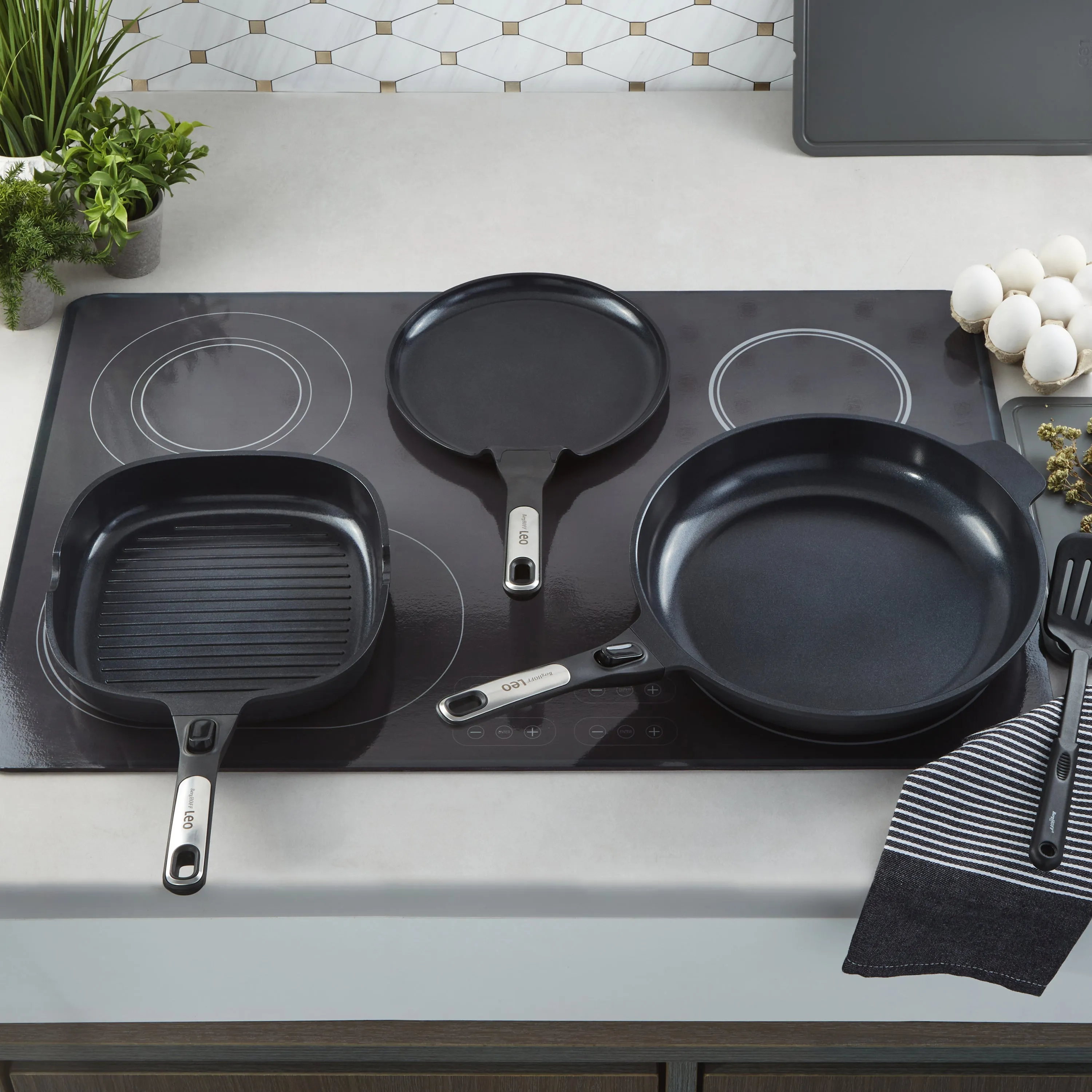 BergHOFF Leo Phantom 3pc Nonstick Ceramic Cookware Set, Recycled