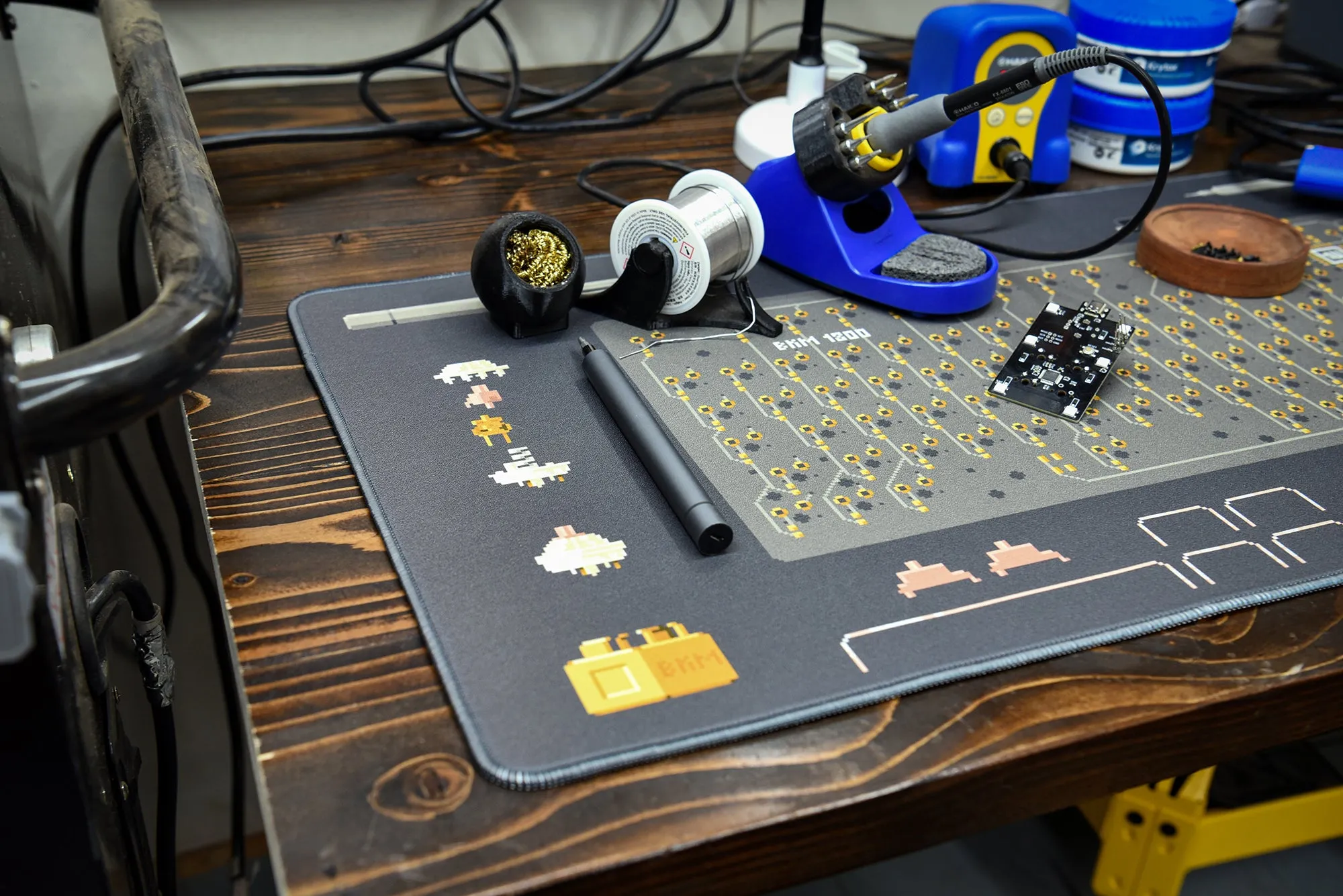 BKM 32-Bit Build Mechanical Keyboard Desk Mat