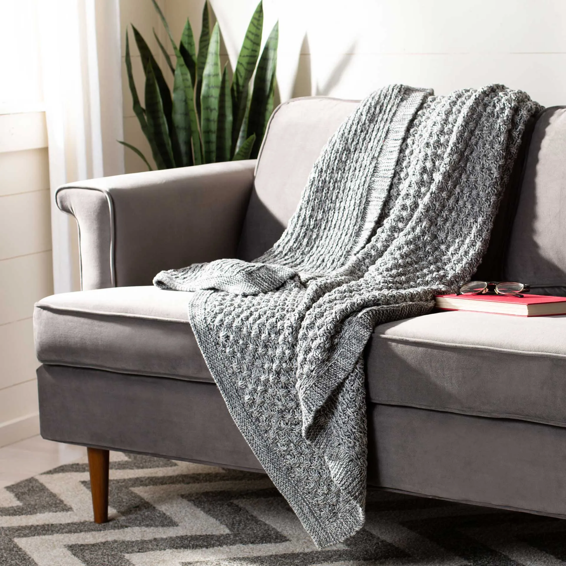 Jad Knit Throw Dark Gray/Natural