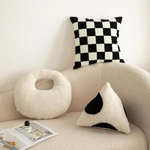 Optic & Shape Minimalist Pillow Cushions