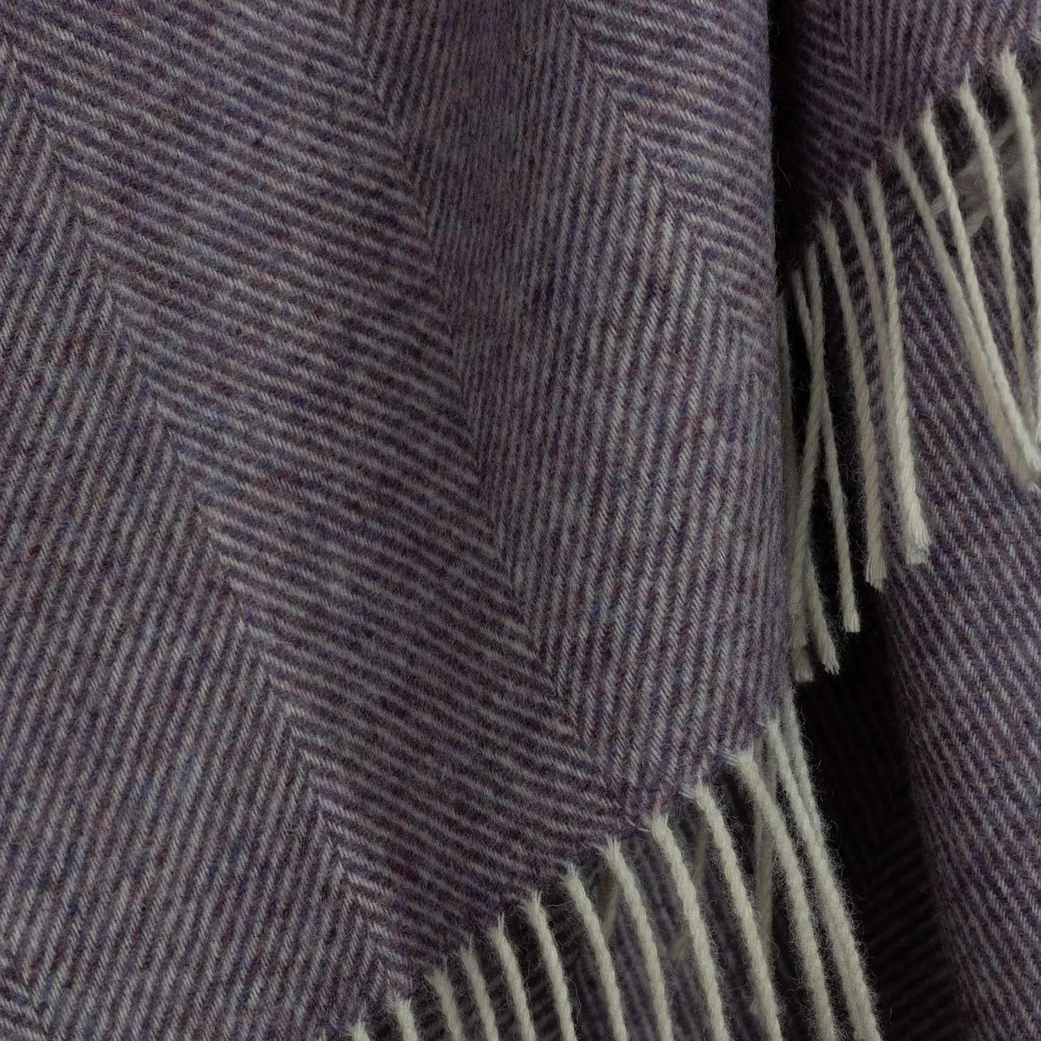 Shetland Wool Herringbone Throw - Mulberry