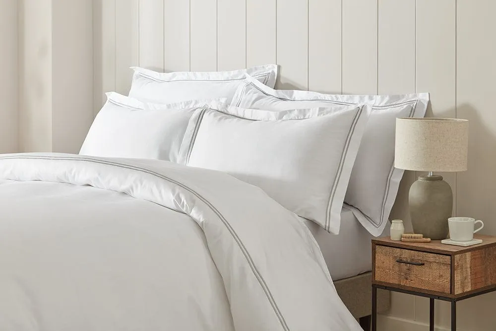 The Oxford Collection Pillowcase Set