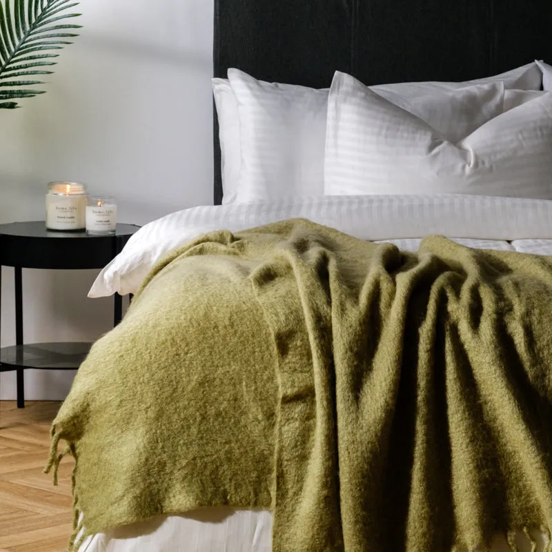 Woollen Blend Blanket Throw Pistachio